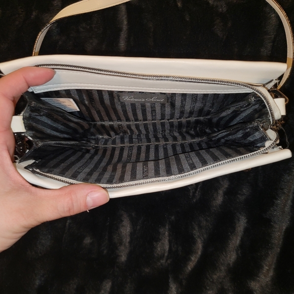 Victoria Secret Small Purse - Picture 4 of 5